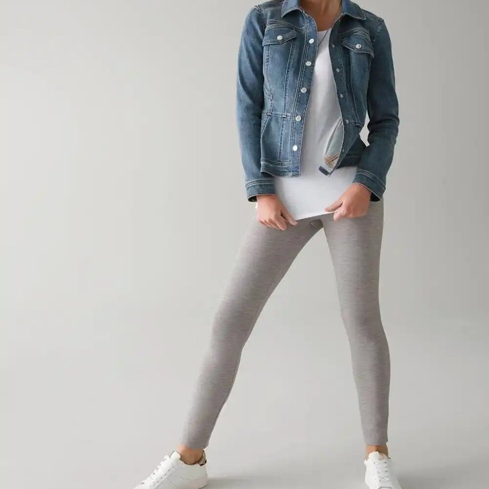 WHBM WKND Relaxed Knit Legging, size 2R     NWT -Final price drop